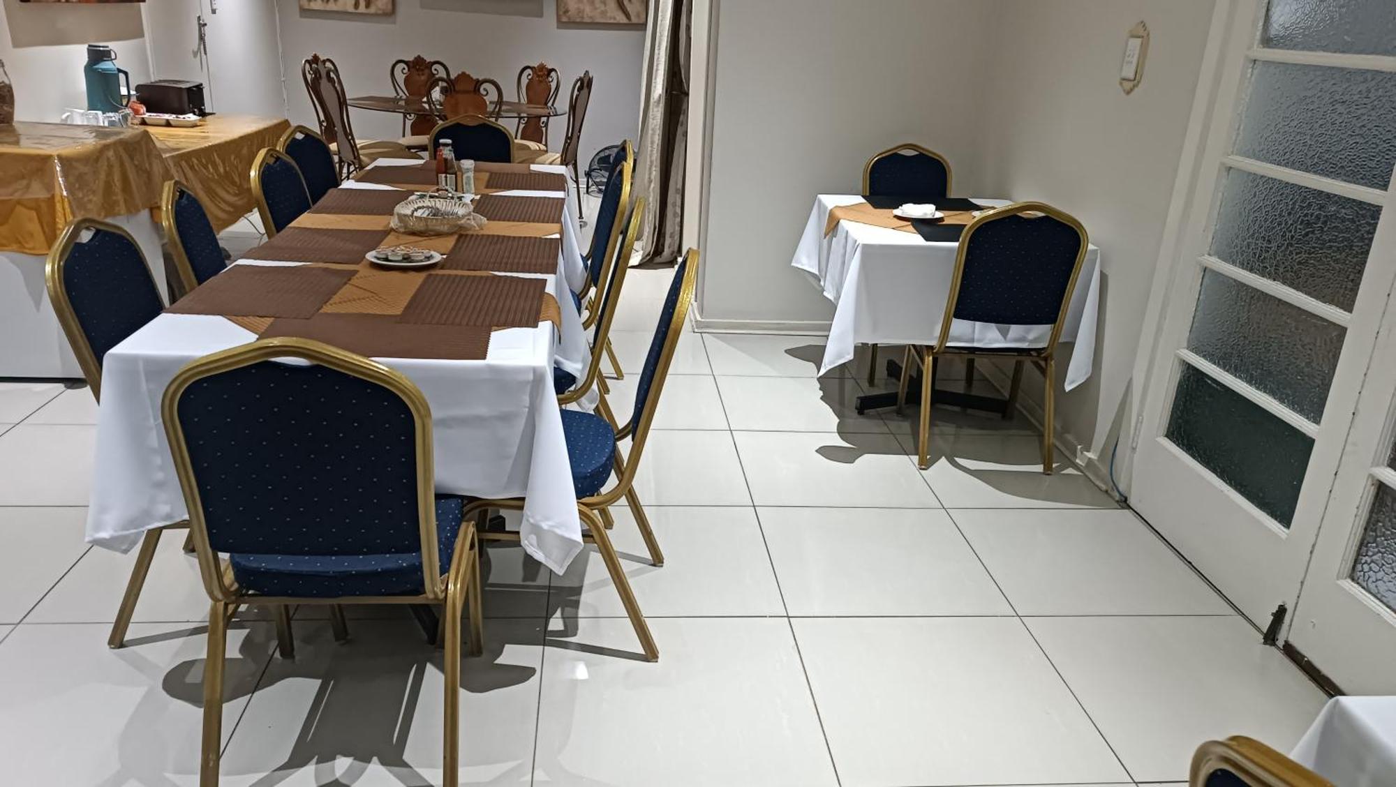 Lala Poa Guest House Клерксдорп Екстериор снимка